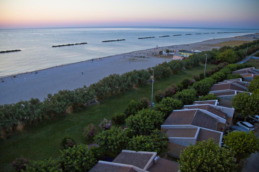 Residence Casabianca Porto San Giorgio Exterior photo
